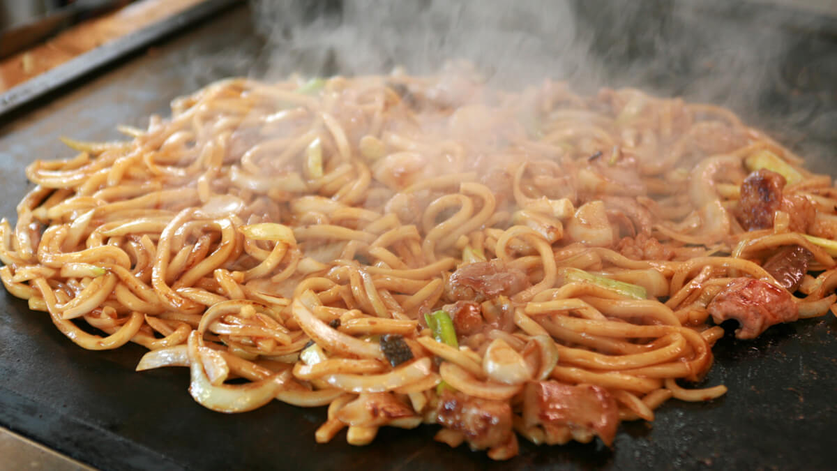 津山ホルモンうどん